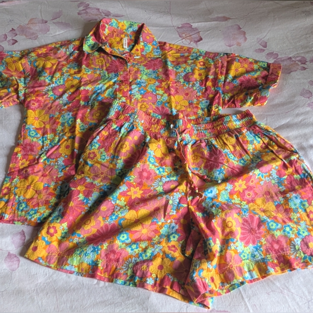Joe Fresh Colorful Floral Shirt And Short Set.
